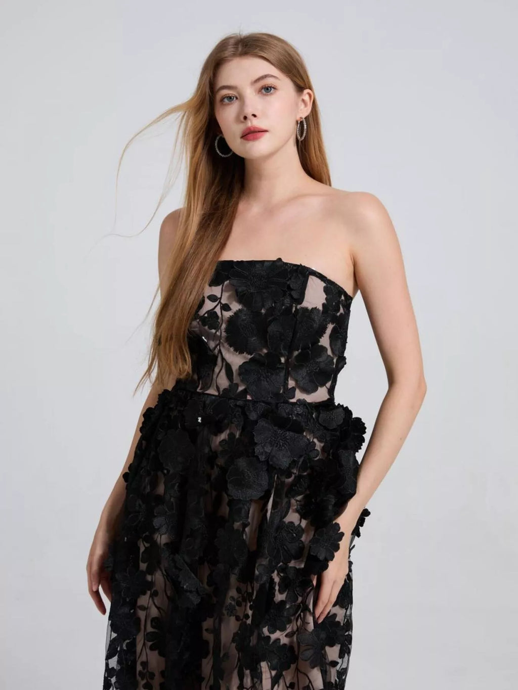 Women's Floral Applique Strapless Midi Dress