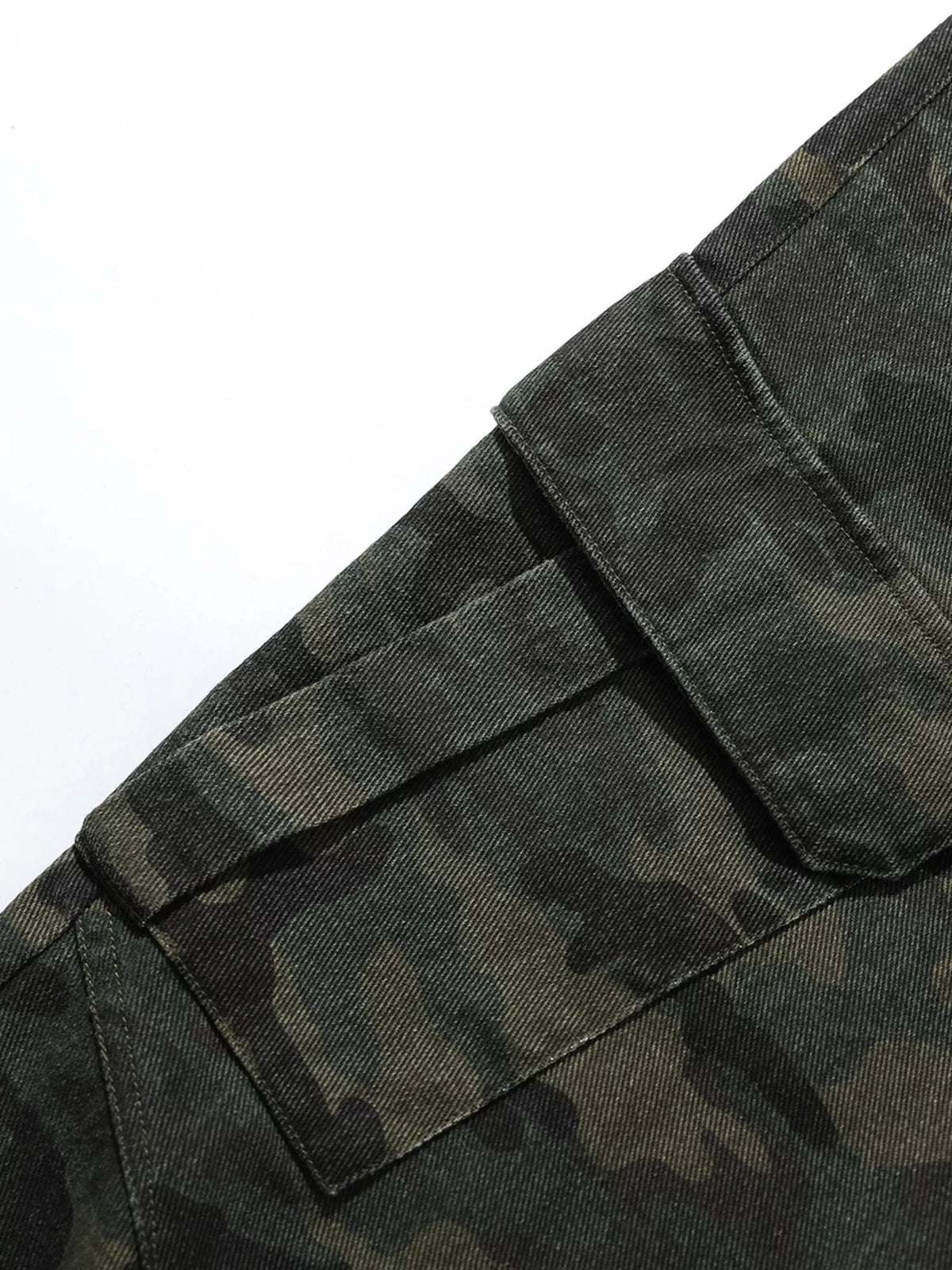 Men's Green Camouflage Men's Camouflage Cargo Capris - Green Camouflage