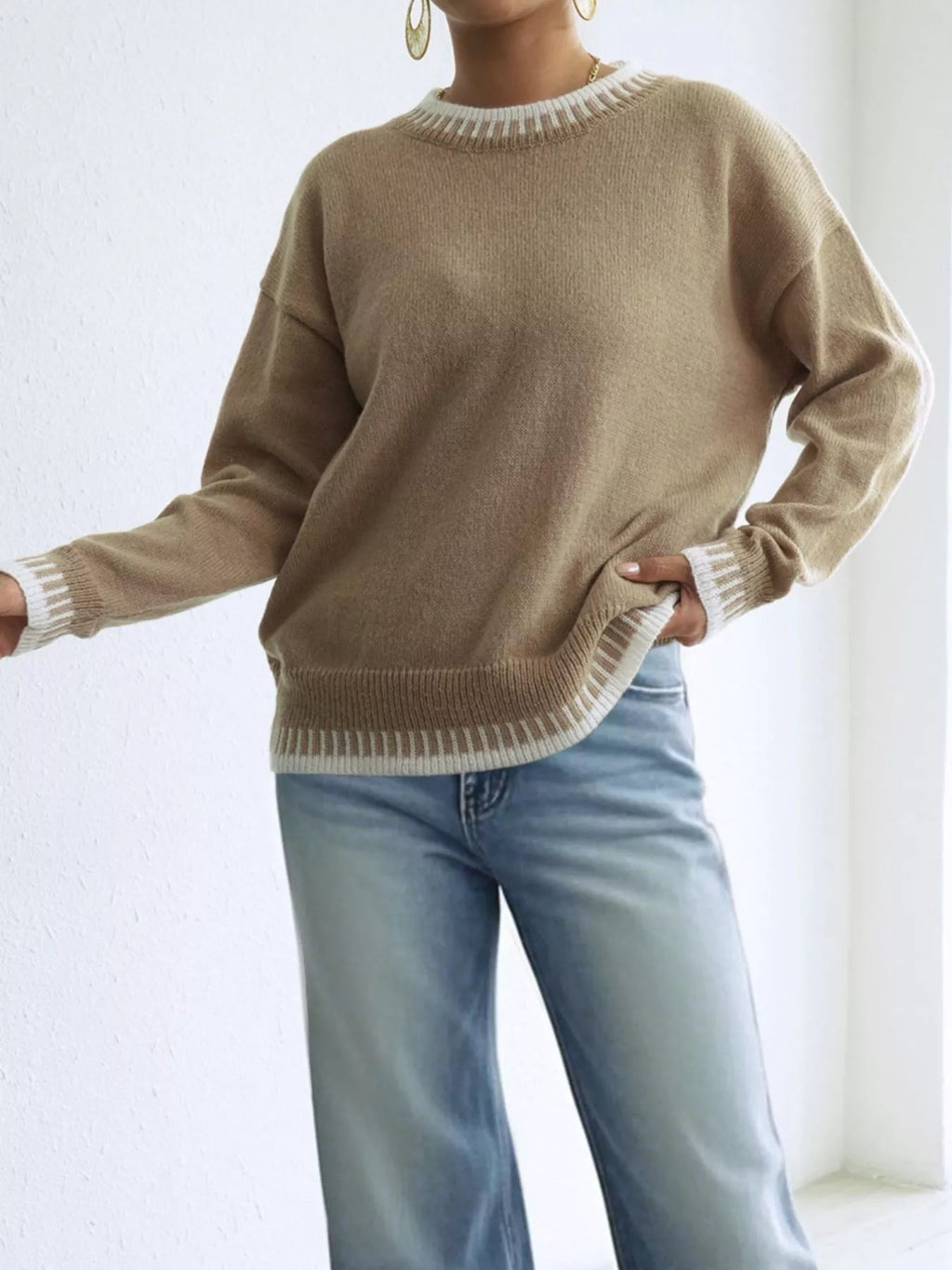 Women's Contrast Trim Crew Neck Drop Shoulder Sweater