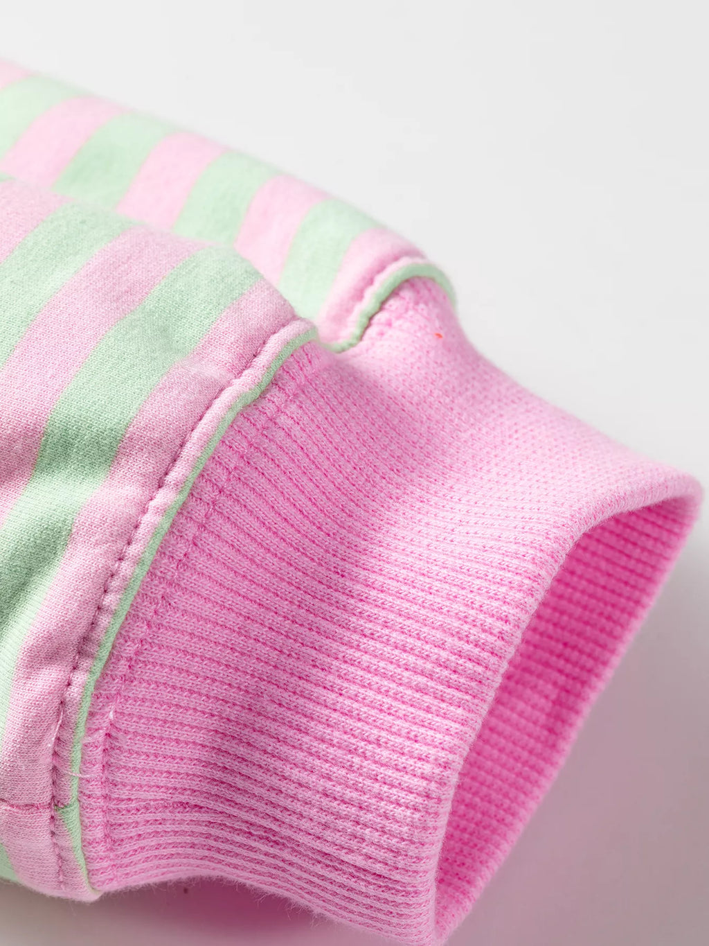 Women's Striped Round Neck Long Sleeve Sweatshirt - Stripe