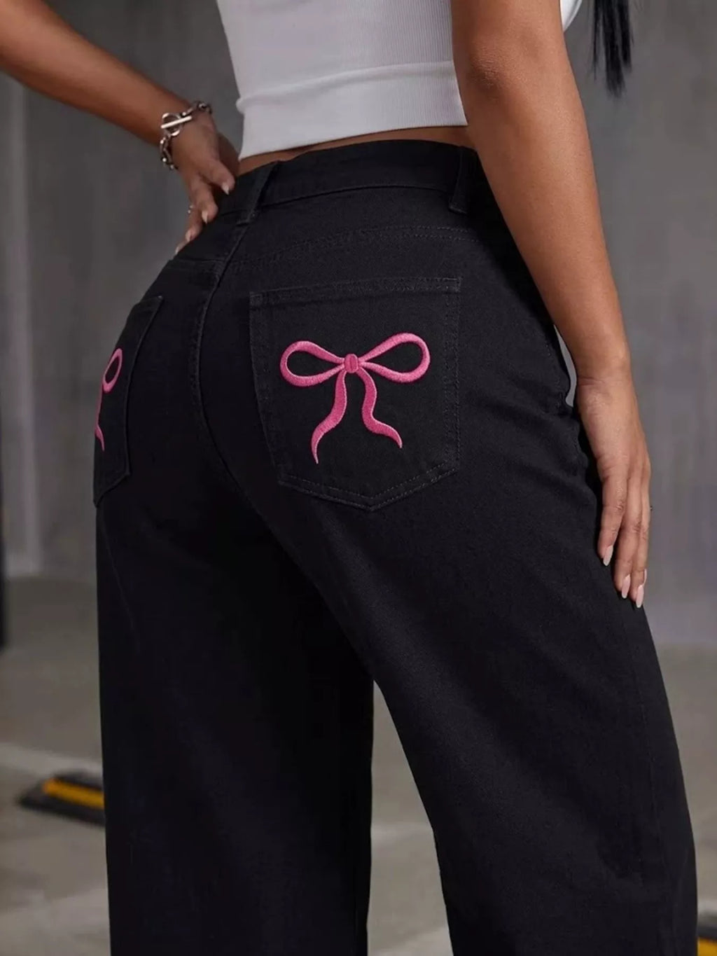 Women's Black High-Waisted Wide-Leg Jeans - Black