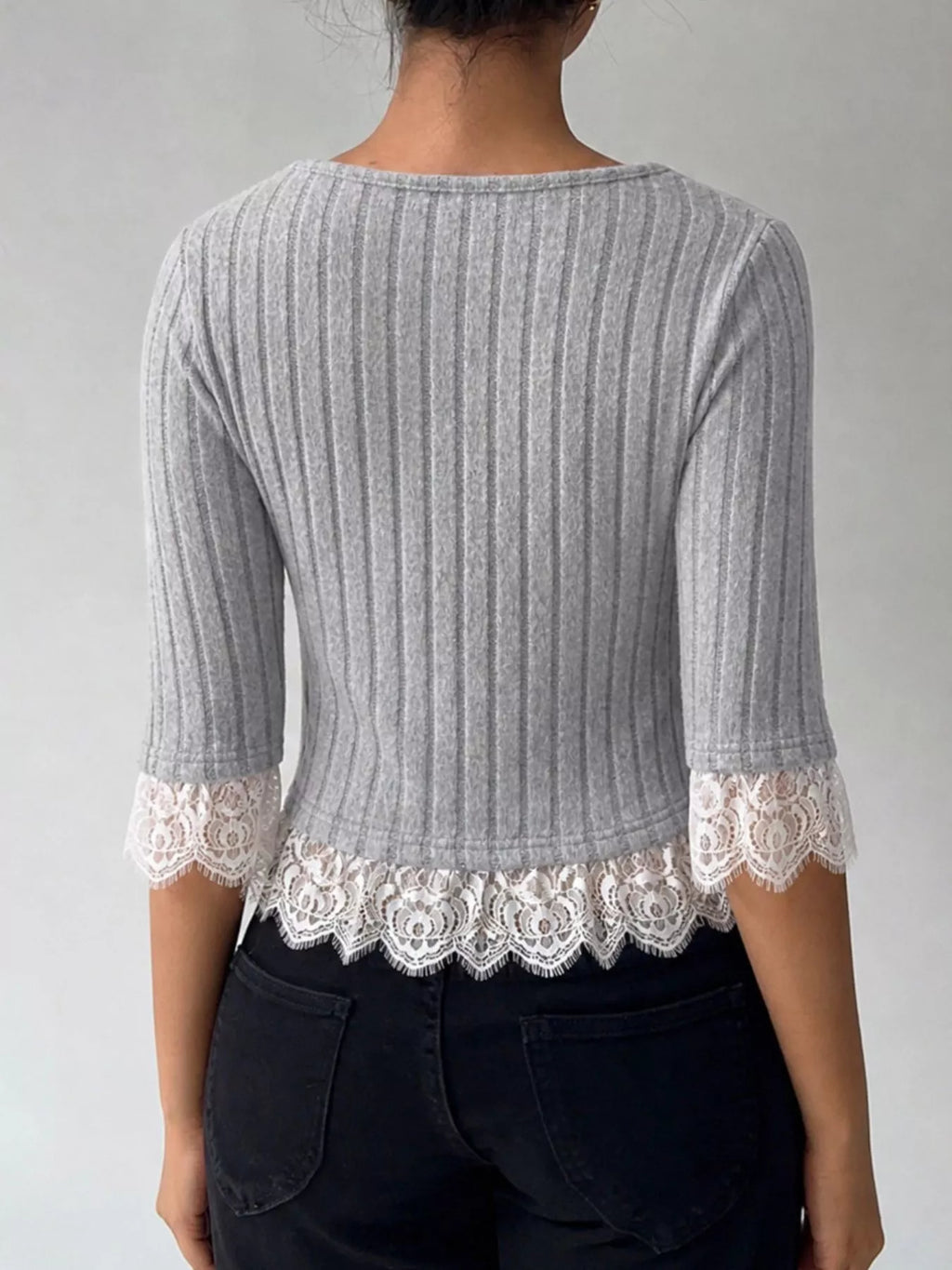 Women's Gray Lace Hem Ribbed Knit Button-Down Top - Gray