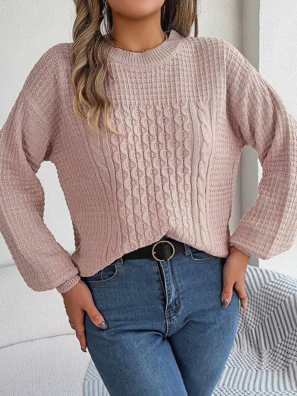 Women's Cable-Knit Round Neck Long Sleeve Sweater