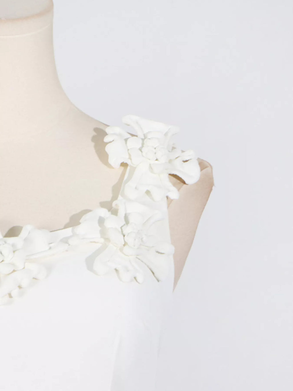 Women's White Floral Embellished Sleeveless Midi Dress - White