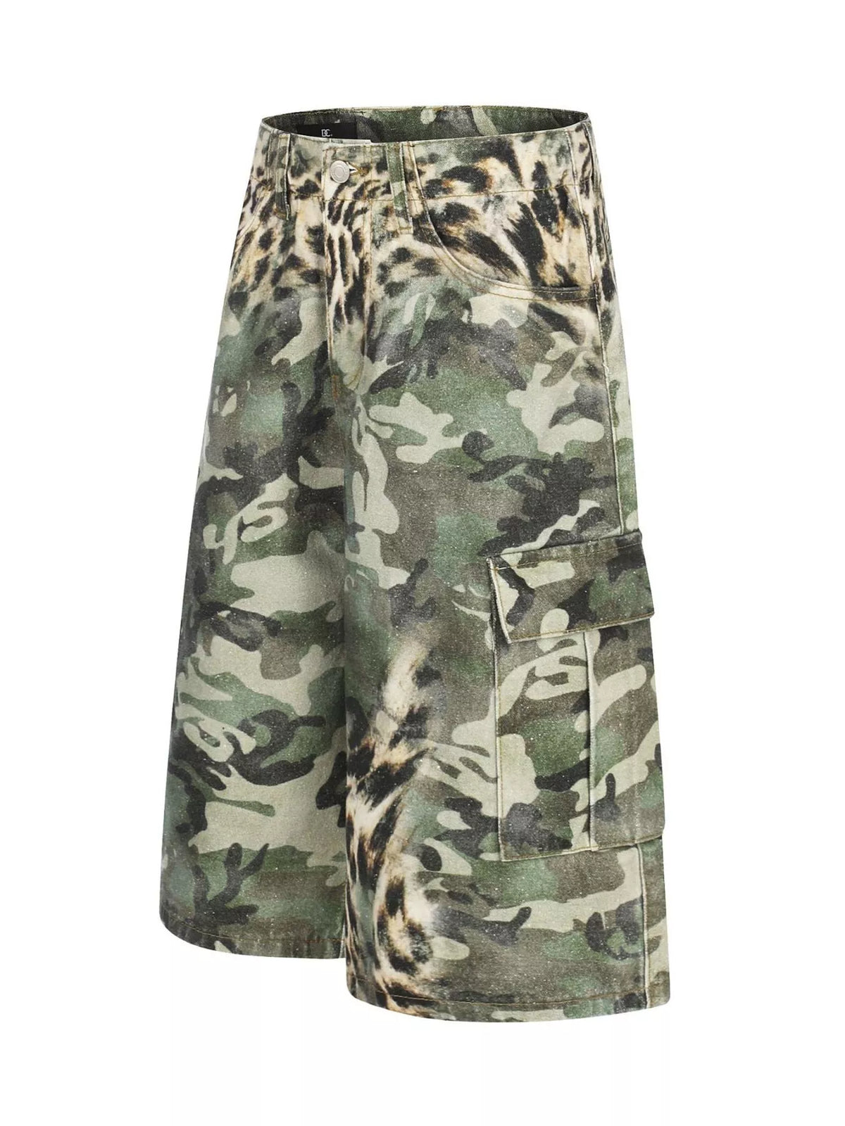 Men's Green Camouflage Men's Camouflage & Leopard Cargo Capris - Green Camouflage