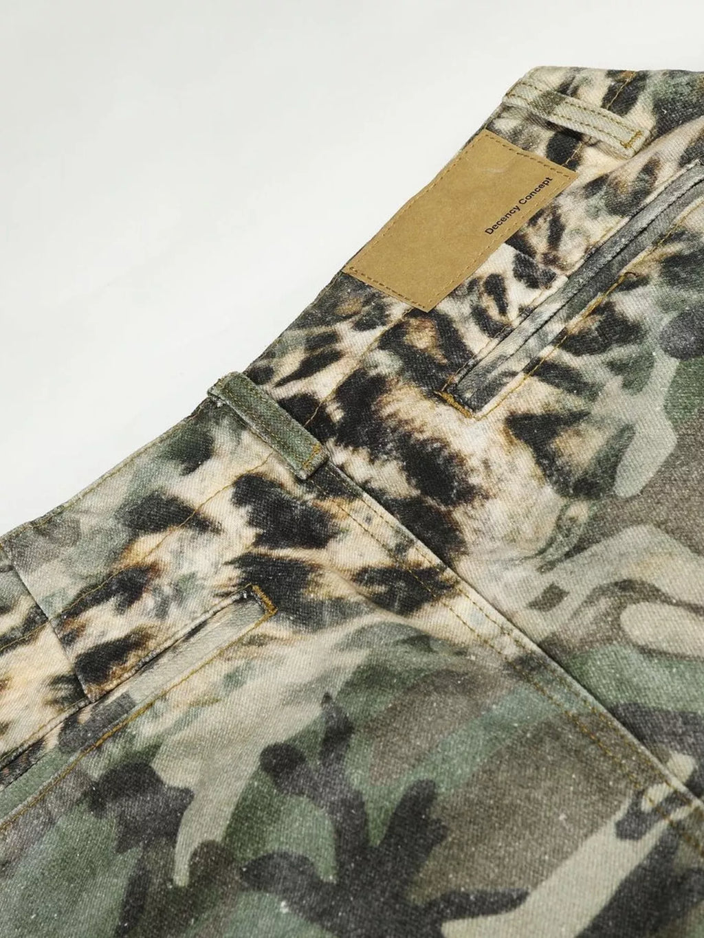 Men's Green Camouflage Men's Camouflage & Leopard Cargo Capris - Green Camouflage
