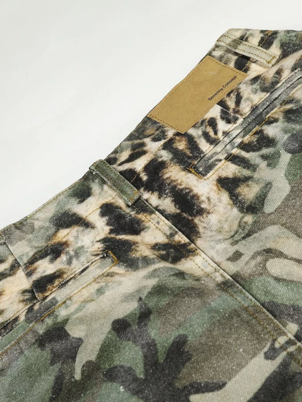 Men's Green Camouflage Men's Camouflage & Leopard Cargo Capris - Green Camouflage