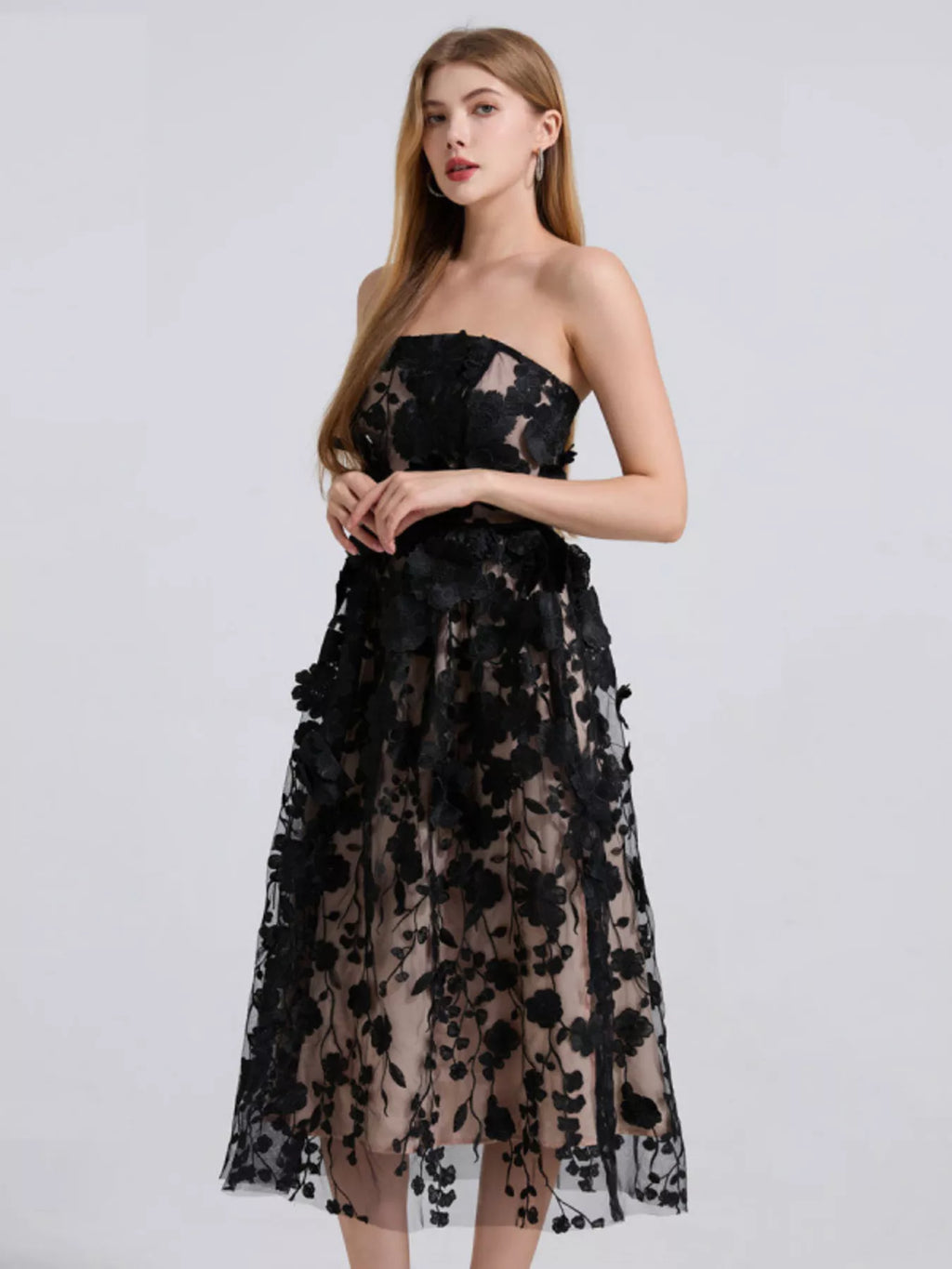 Women's Floral Applique Strapless Midi Dress