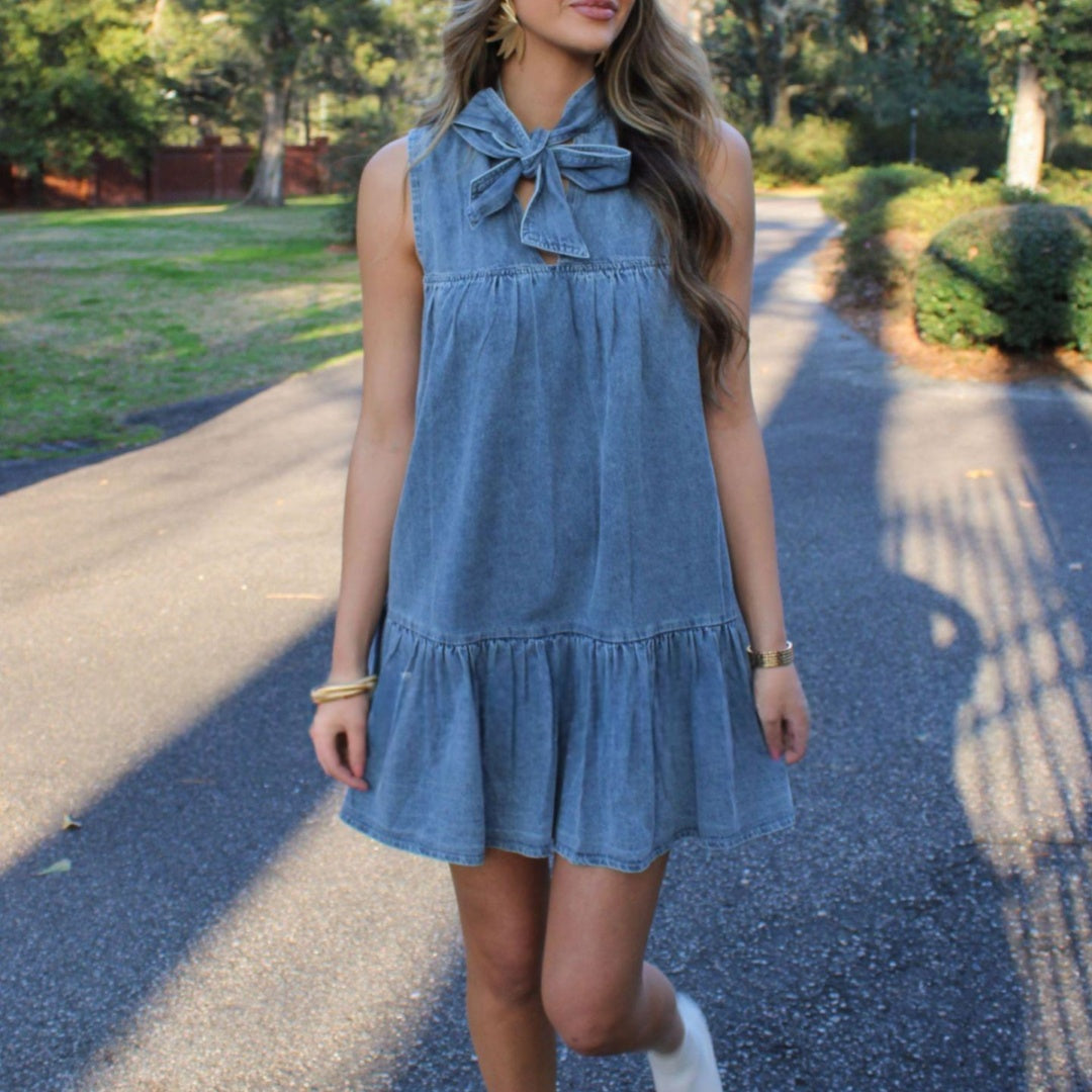Classic Bow-tie Lace-up Loose-fitting Dress