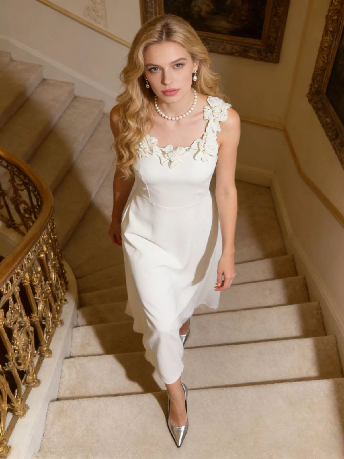 Women's White Floral Embellished Sleeveless Midi Dress - White