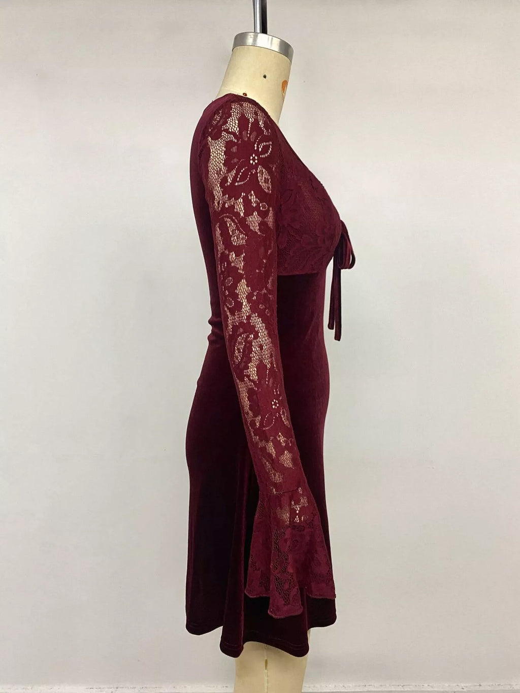 Women's Burgundy Lace Flare Sleeve Mini Dress - Burgundy