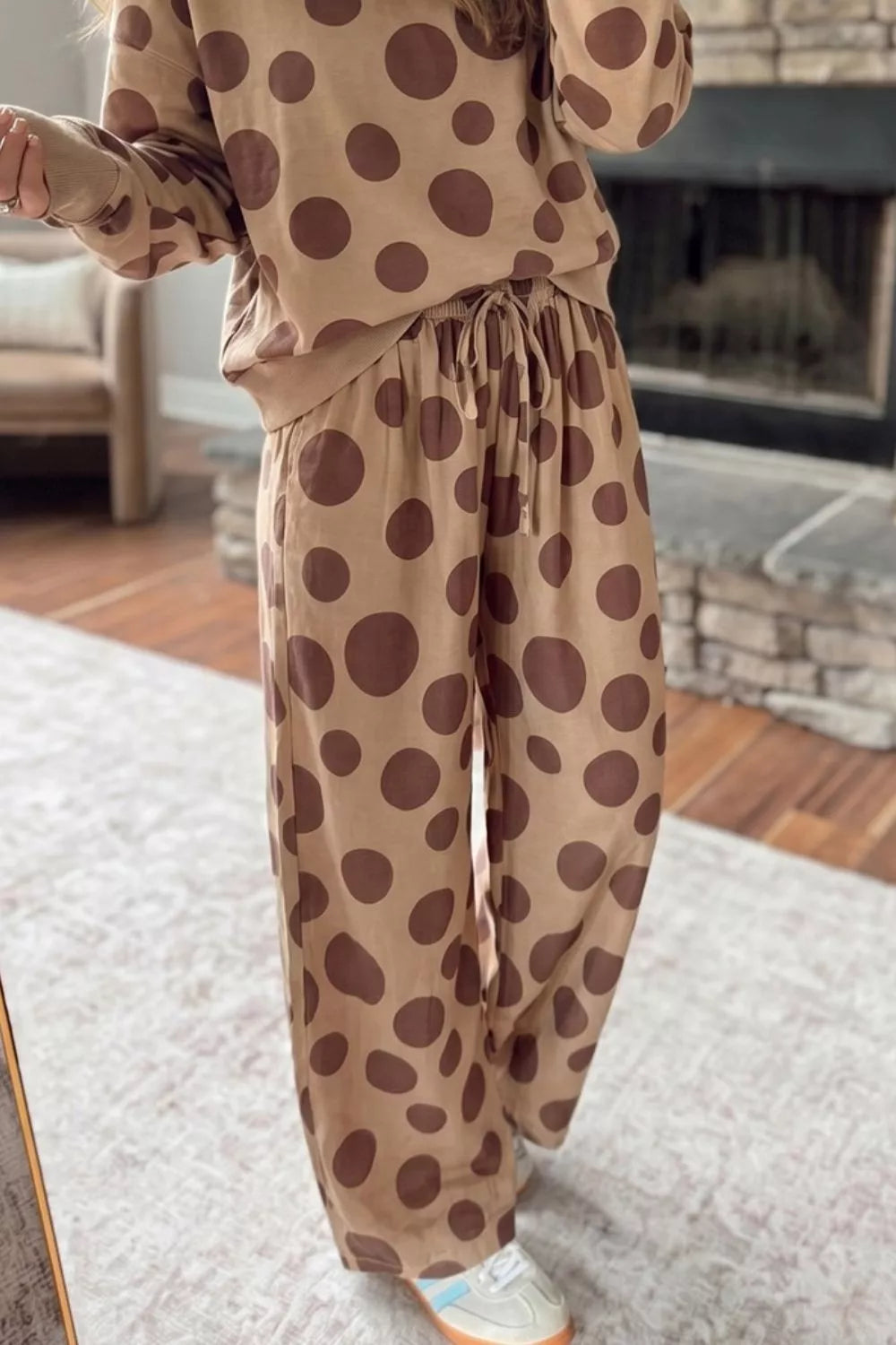 Women's Khaki Polka Dot Top and Pants Two-Piece Set - Khaki