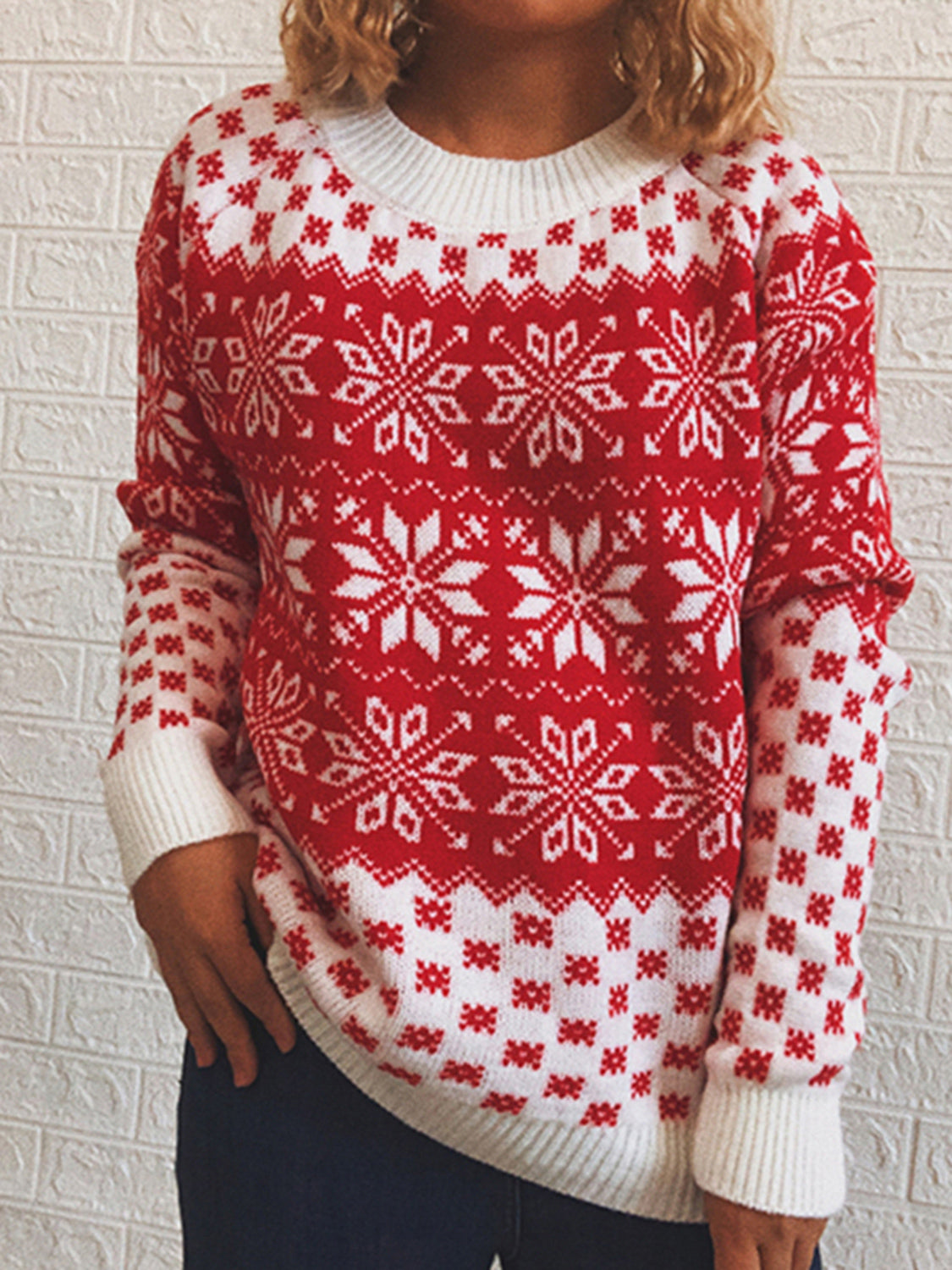 Women's Snowflake Pattern Long Sleeve Sweater