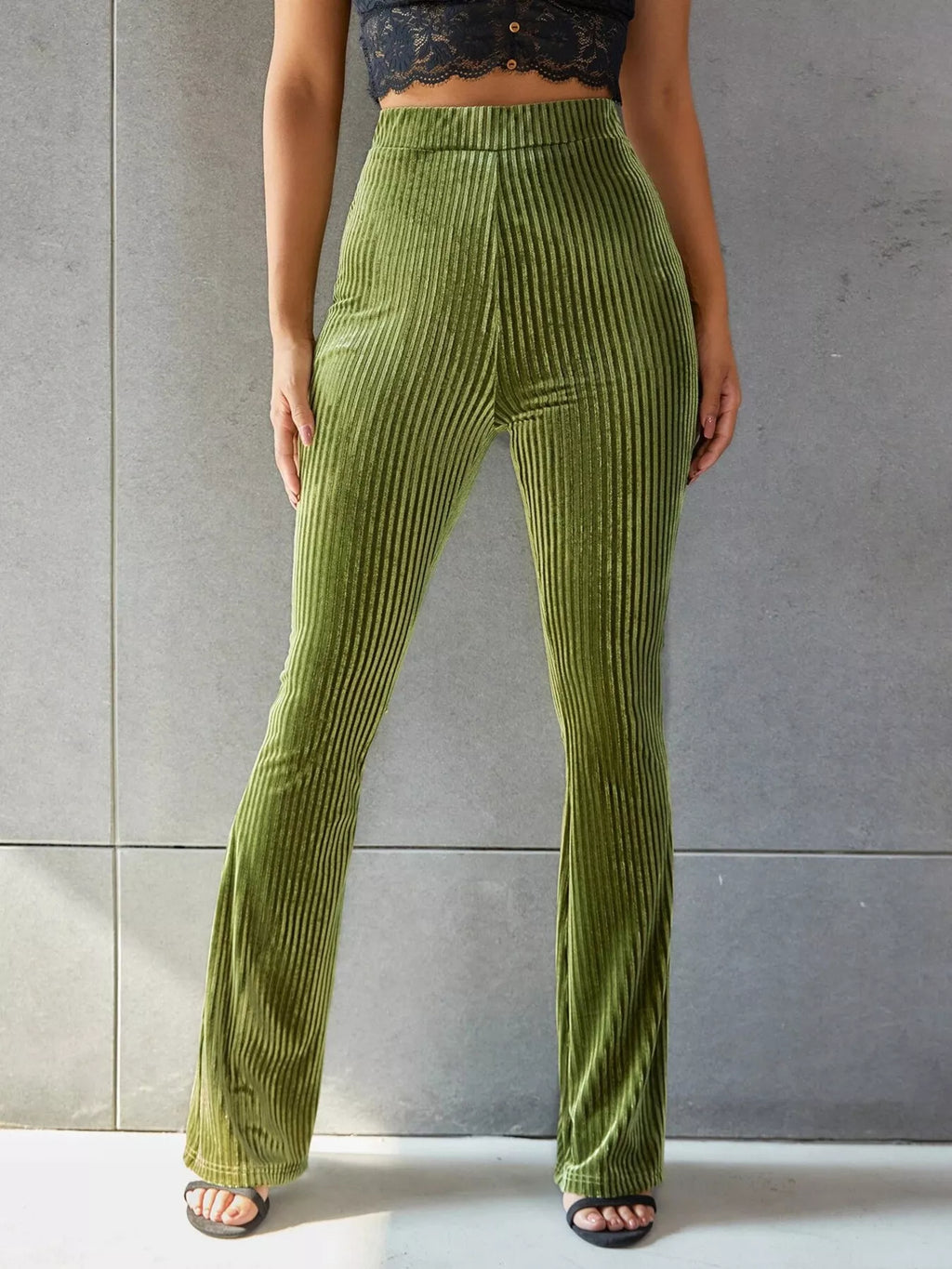 Women's Matcha Green High-Waisted Ribbed Velvet Flare Pants - Matcha Green