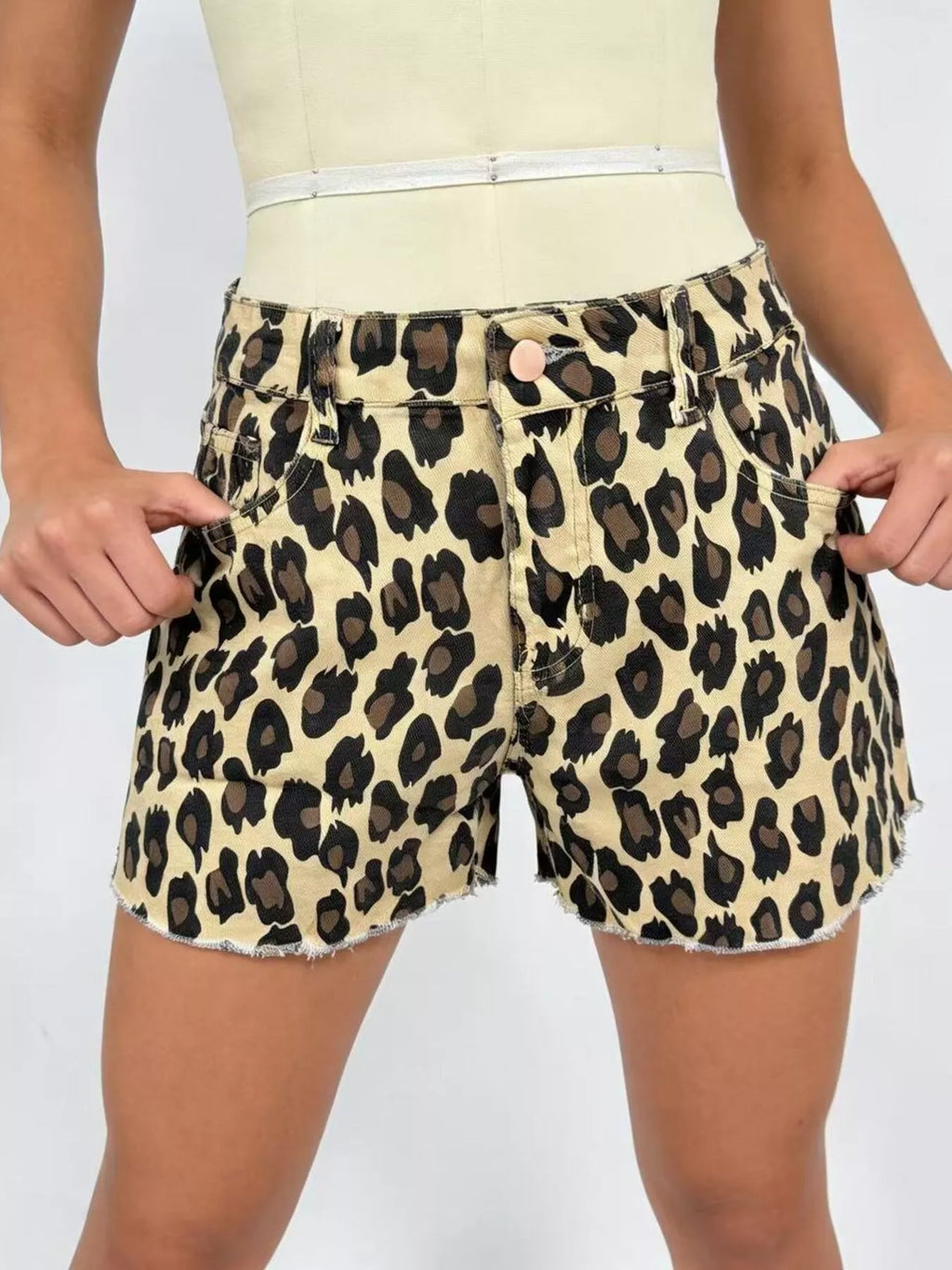 Women's Khaki Leopard Print High-Waisted Denim Shorts - Khaki