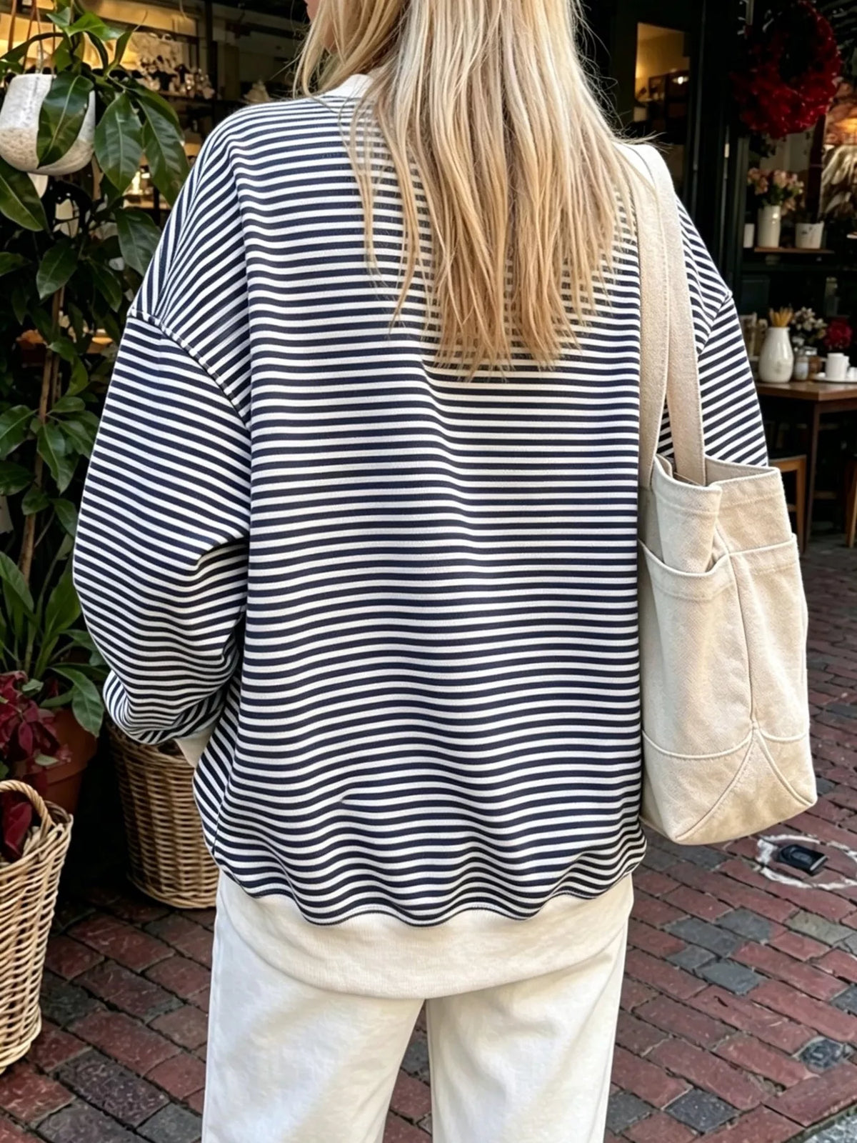 Women's Oversized Striped Crew Neck Sweatshirt