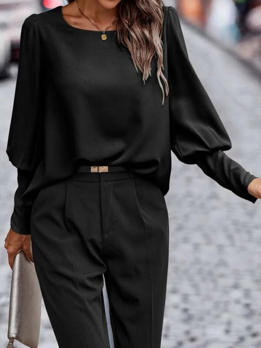 Women's Round Neck Lantern Sleeve Blouse