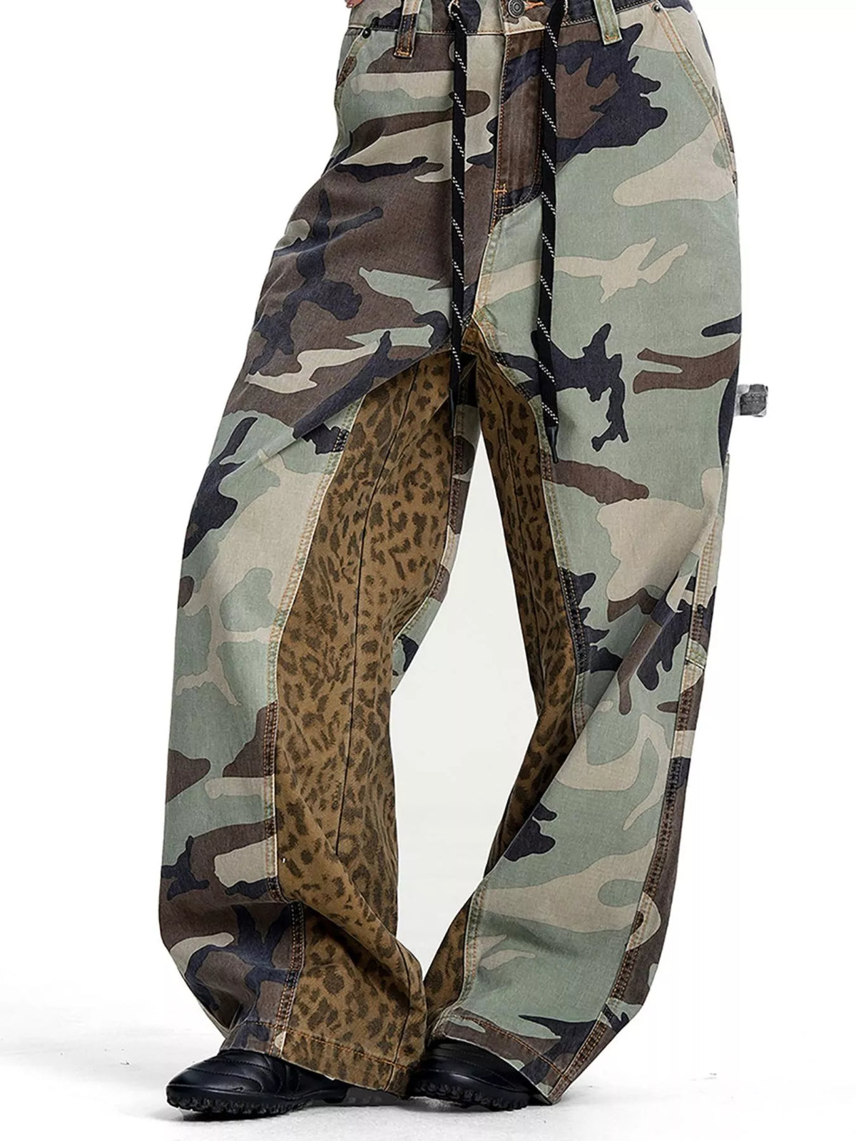 Men's Army Green Men's Camouflage Leopard Patchwork Cargo Pants - Army Green