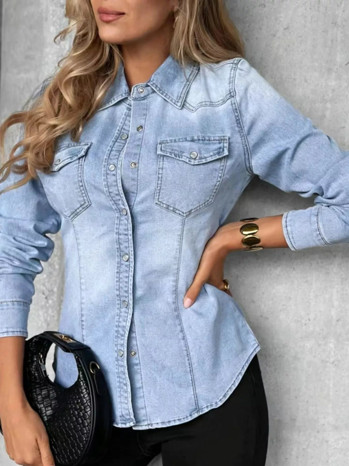 Women's Snap Down Slim-Fit Denim Shirt