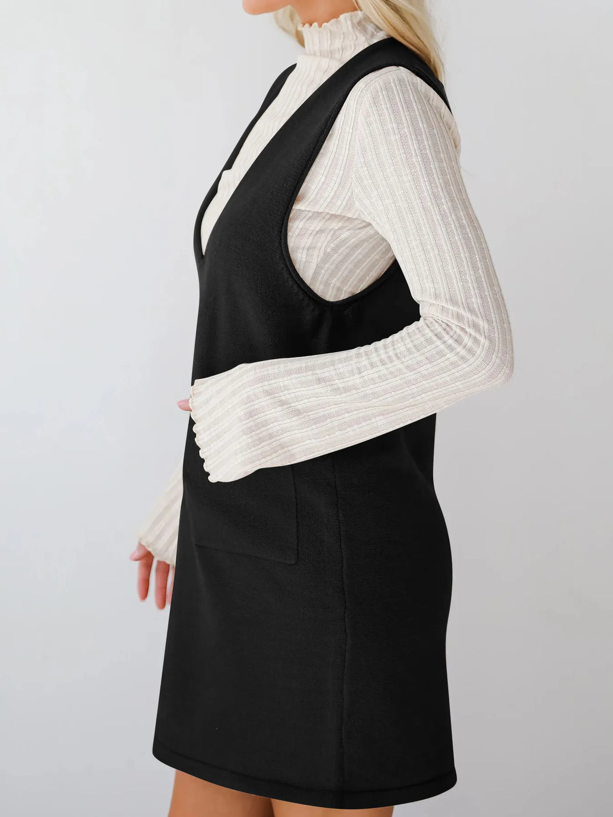 Sleeveless Knit Dress with Pockets