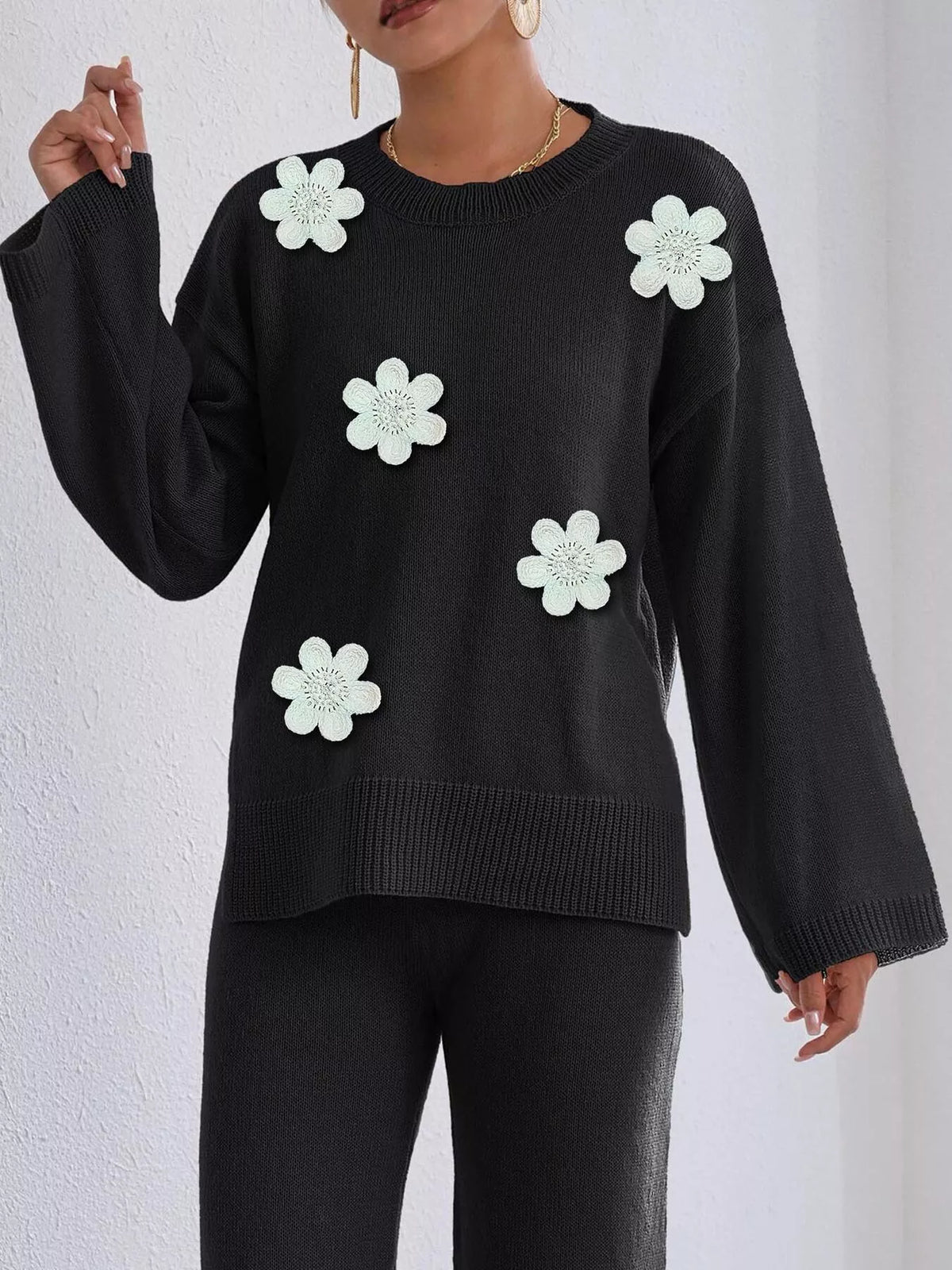 Women's Floral Applique Crew Neck Sweater