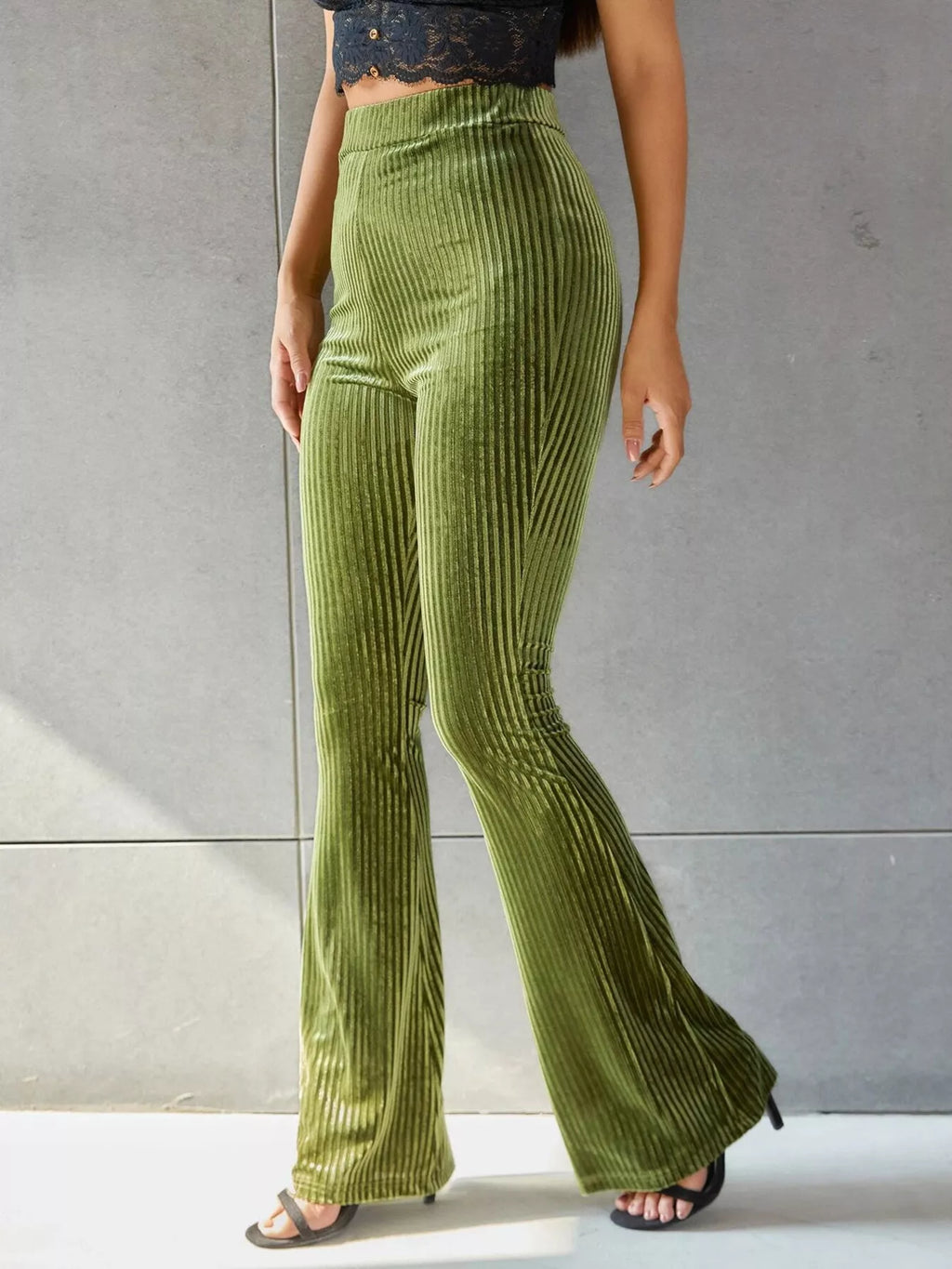 Women's Matcha Green High-Waisted Ribbed Velvet Flare Pants - Matcha Green