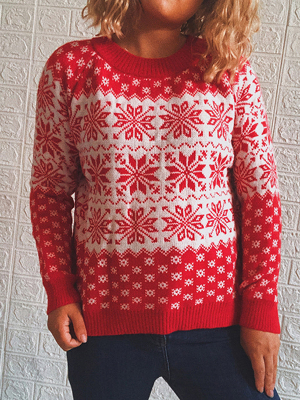 Women's Snowflake Pattern Long Sleeve Sweater - Red