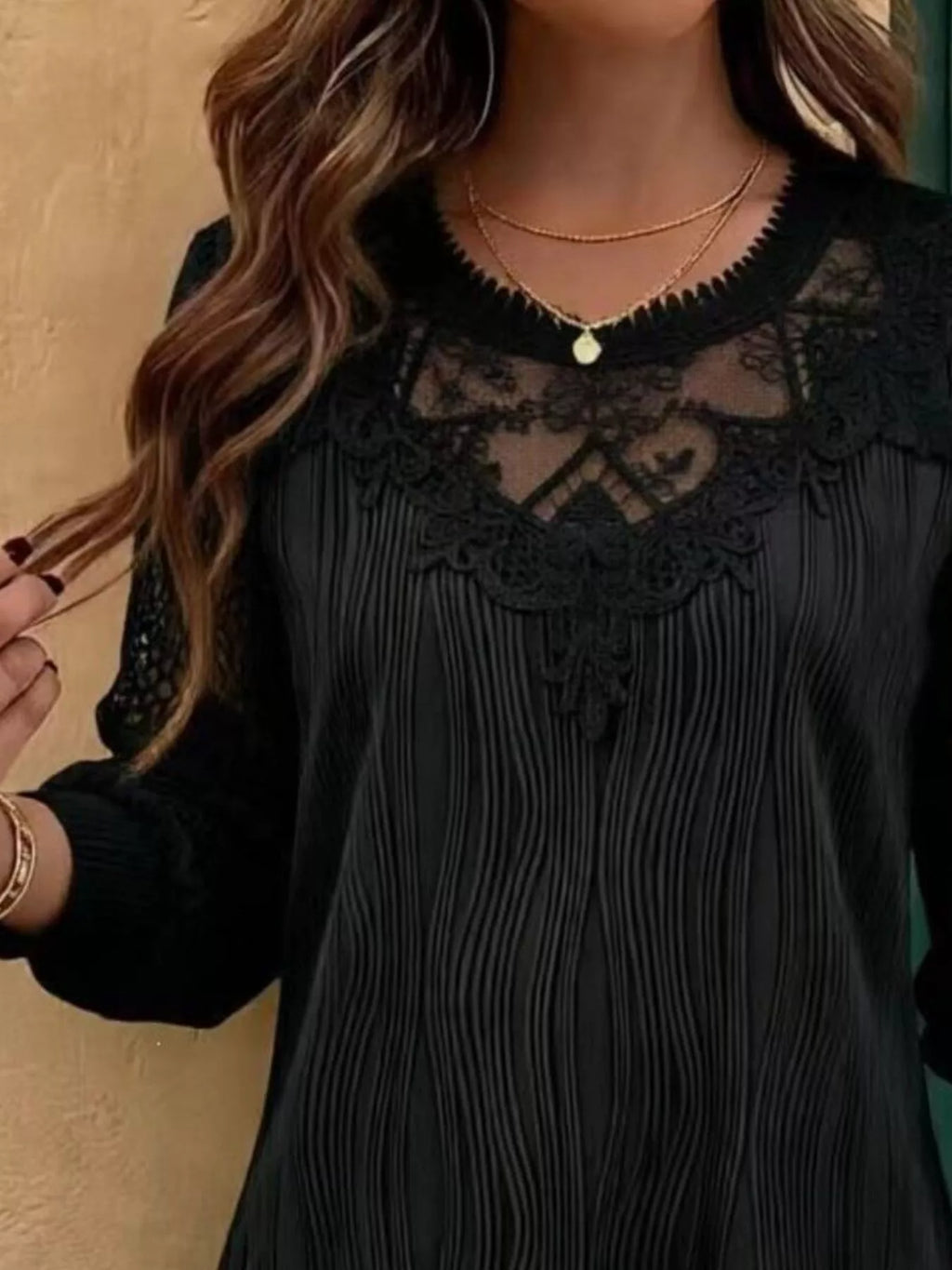 Women's Lace Patchwork Long Sleeve Blouse