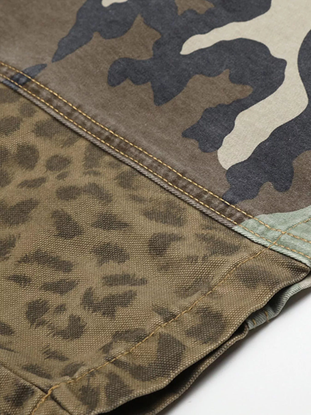 Men's Army Green Men's Camouflage Leopard Patchwork Cargo Pants - Army Green