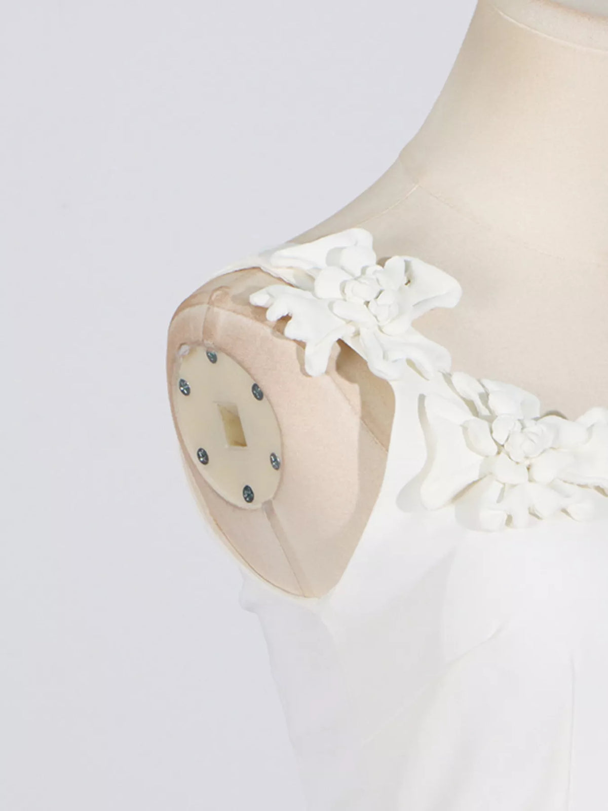 Women's White Floral Embellished Sleeveless Midi Dress - White