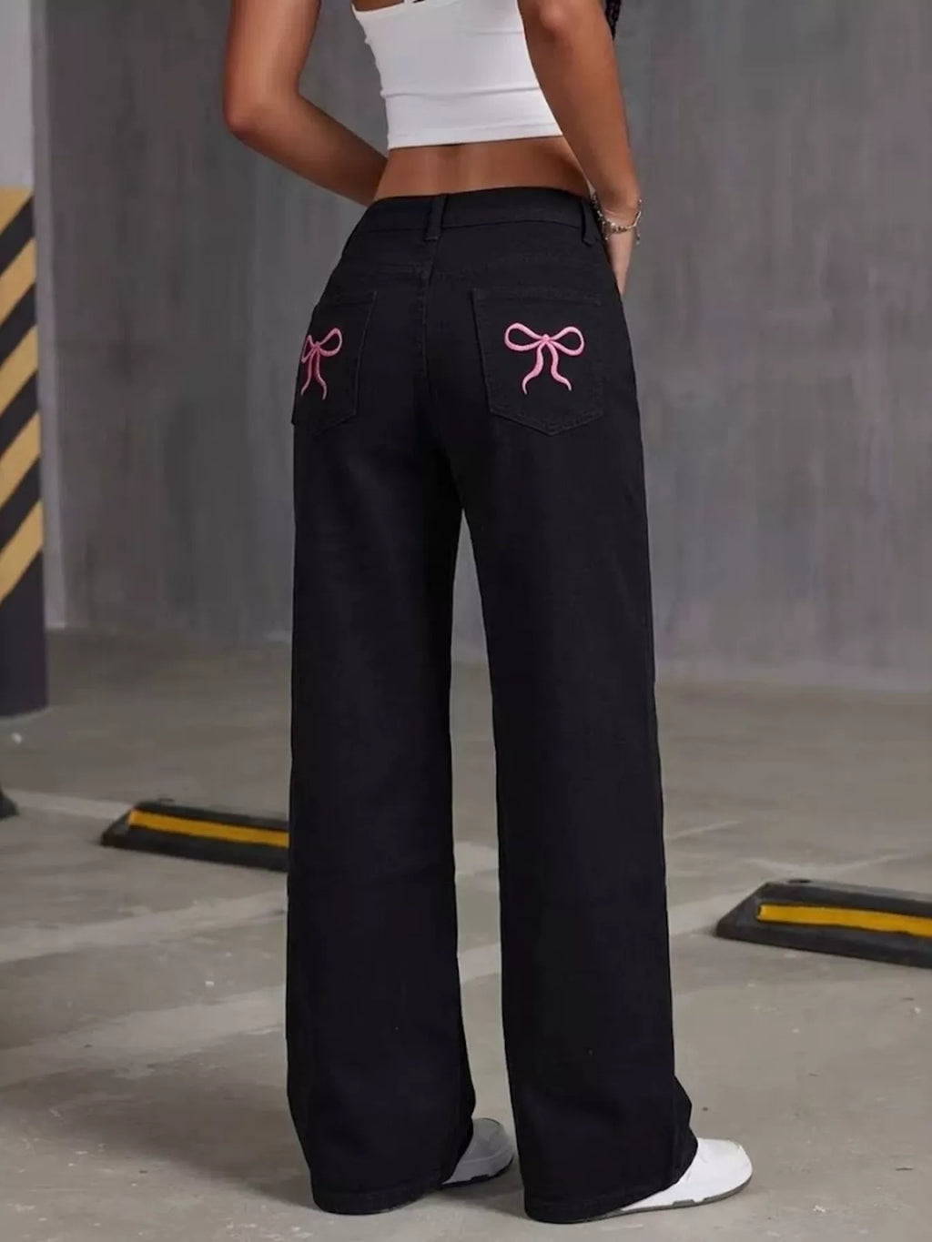 Women's Black High-Waisted Wide-Leg Jeans - Black