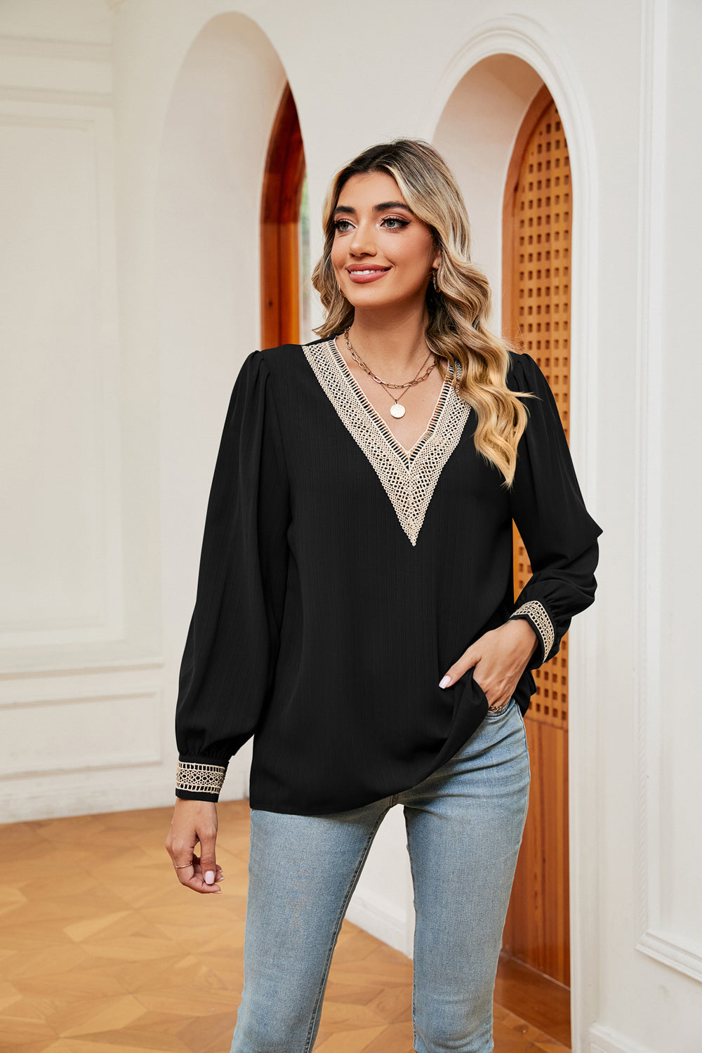 Women's Contrast Puff Sleeve Blouse - Black
