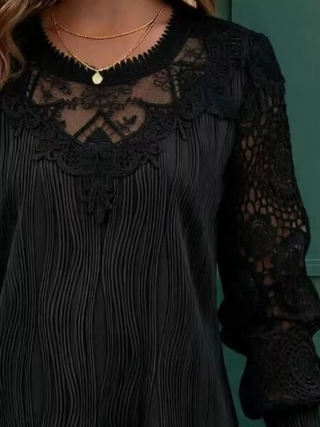 Women's Lace Patchwork Long Sleeve Blouse