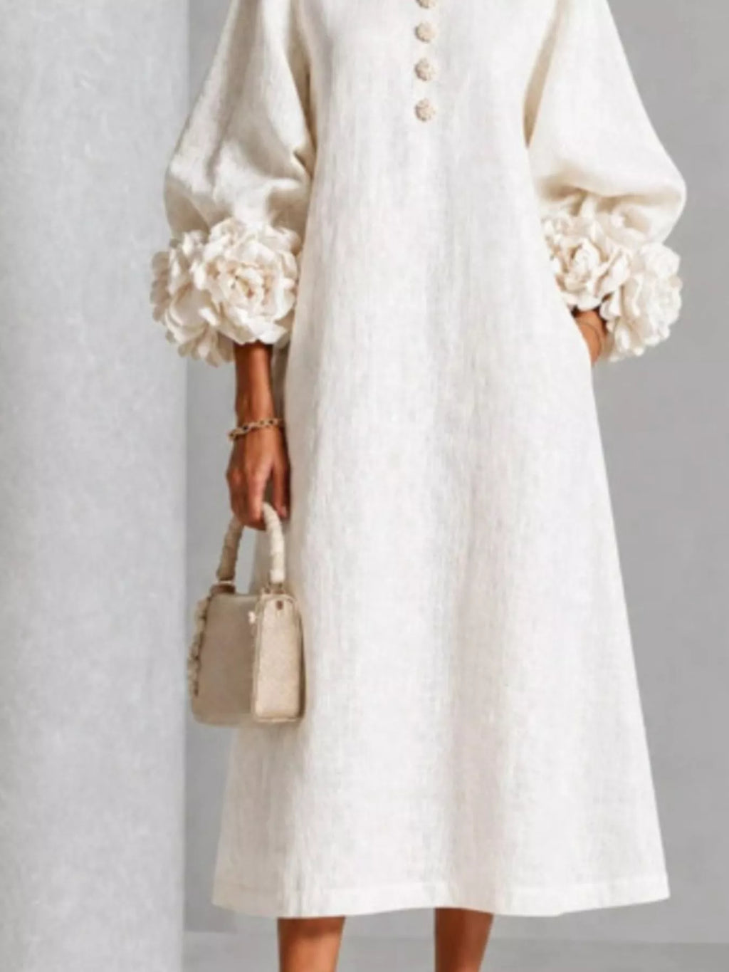 Women's 3D Floral Round Neck Midi Dress