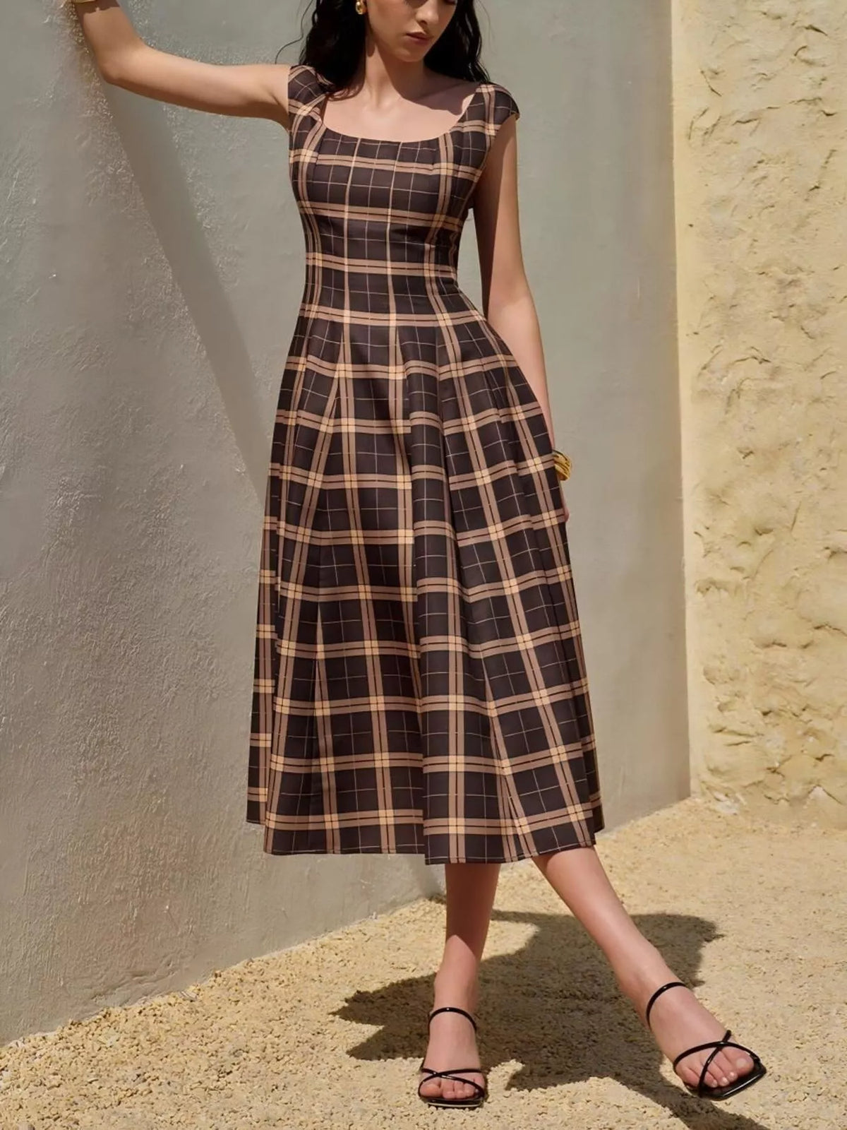 Women's Brown Square Neck Plaid Midi Dress - Brown