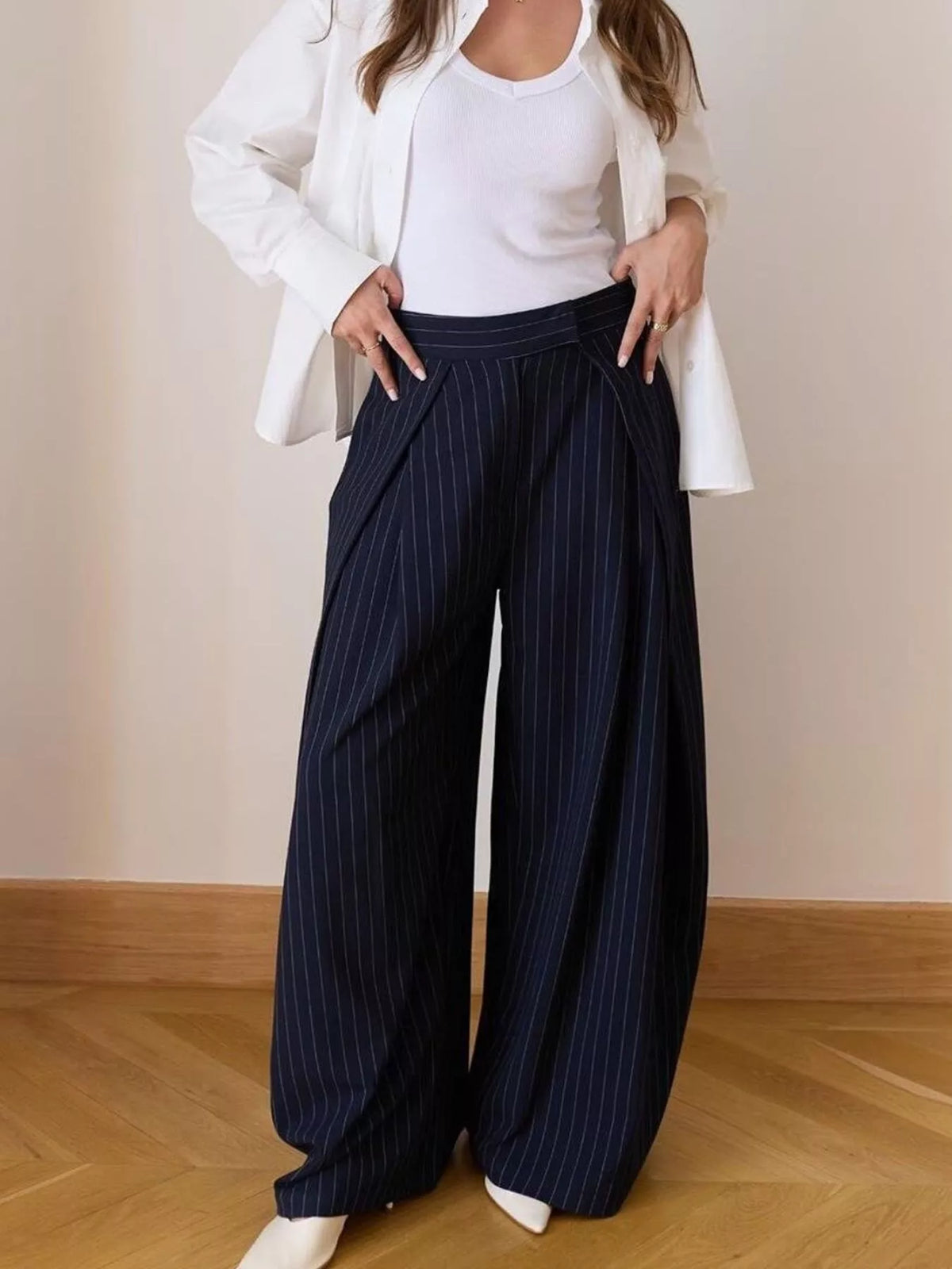 Women's High-Waisted Wide-Leg Pants - Dark Blue Stripes