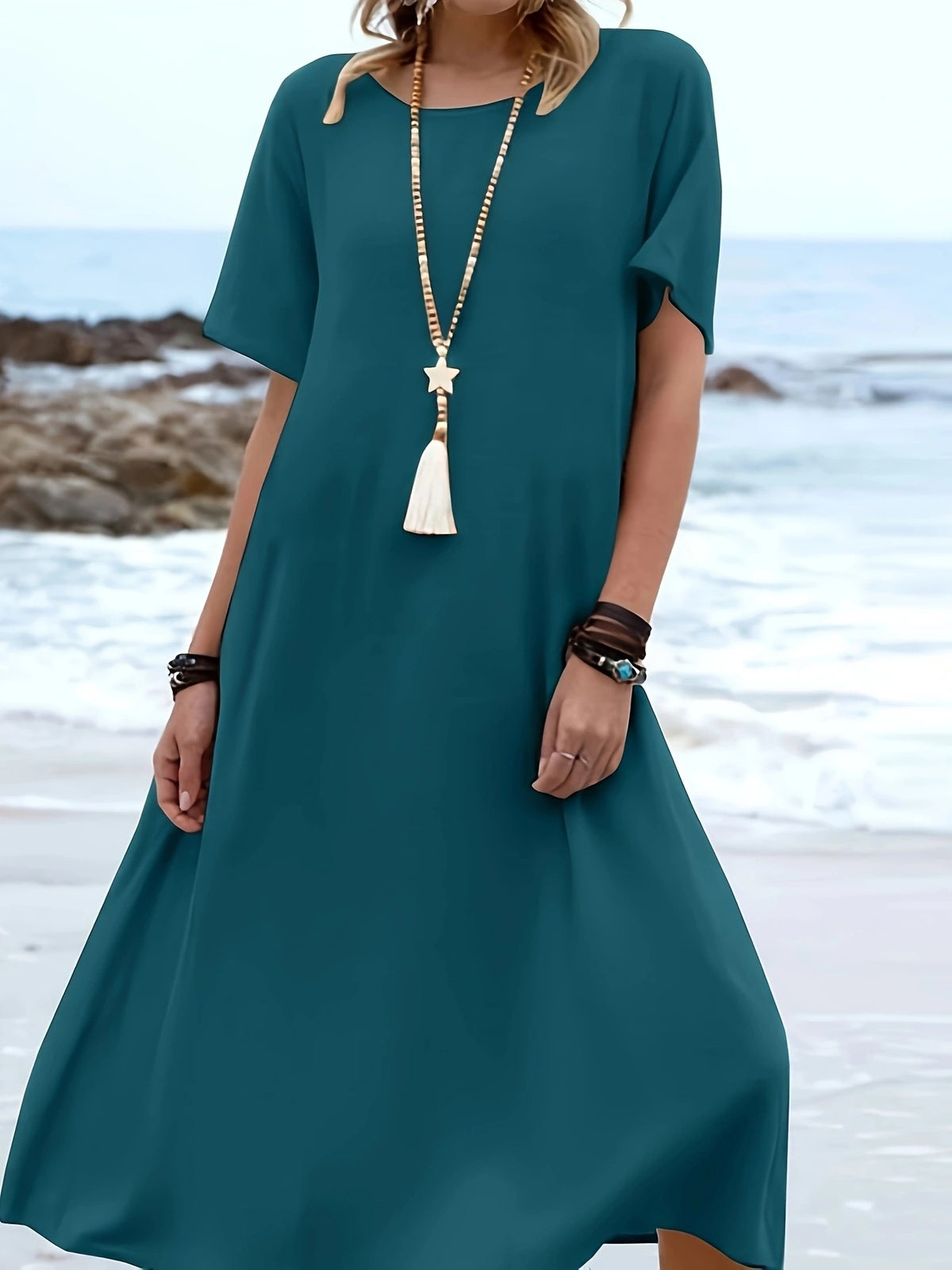 Summer Popular Resort Style Solid Color Round Neck Short-Sleeved Dress