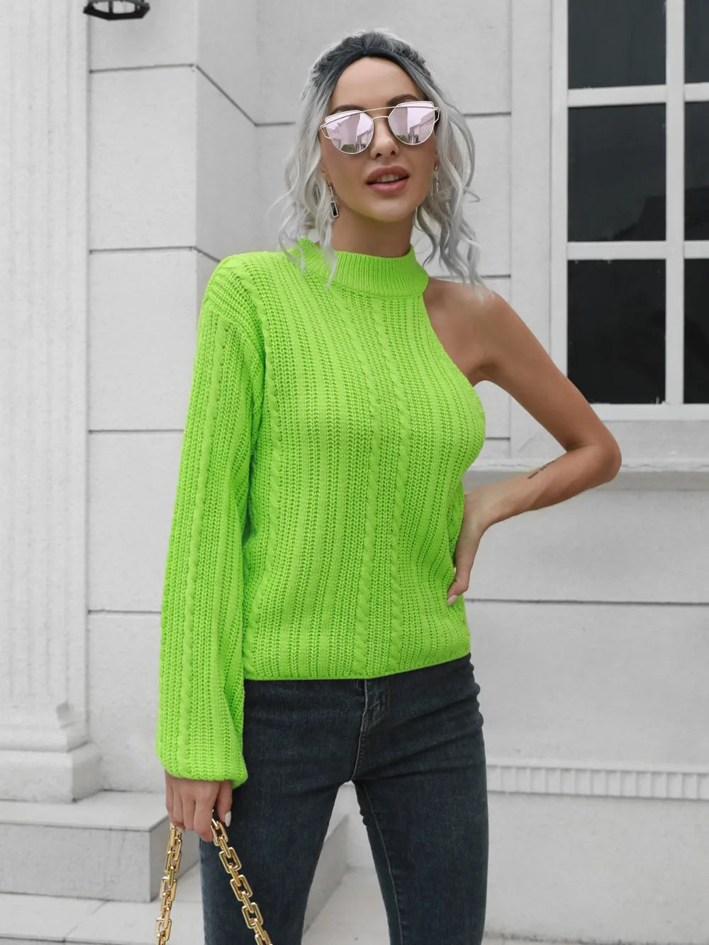 Women's Cable-Knit Round Neck Asymmetrical Sweater