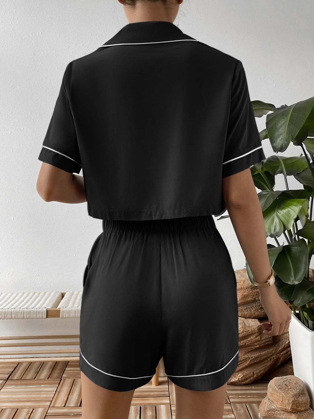 Women's Contrast Lapel Collar Cropped Shirt and Shorts Lounge Set