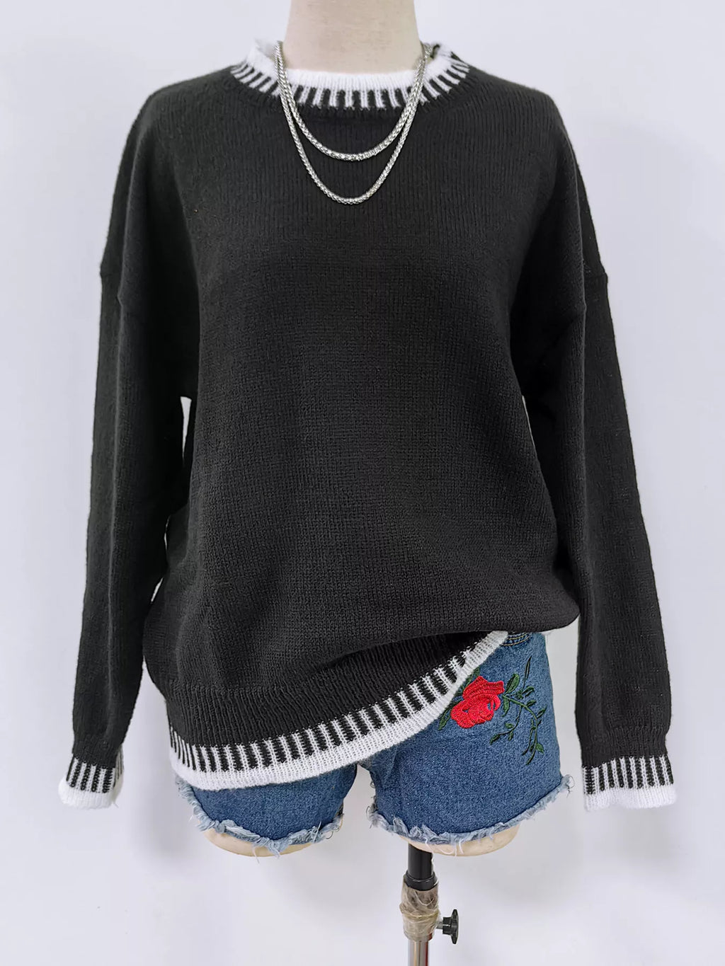 Women's Contrast Trim Crew Neck Drop Shoulder Sweater
