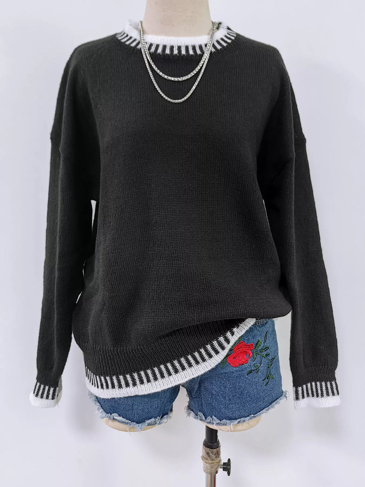 Women's Contrast Trim Crew Neck Drop Shoulder Sweater