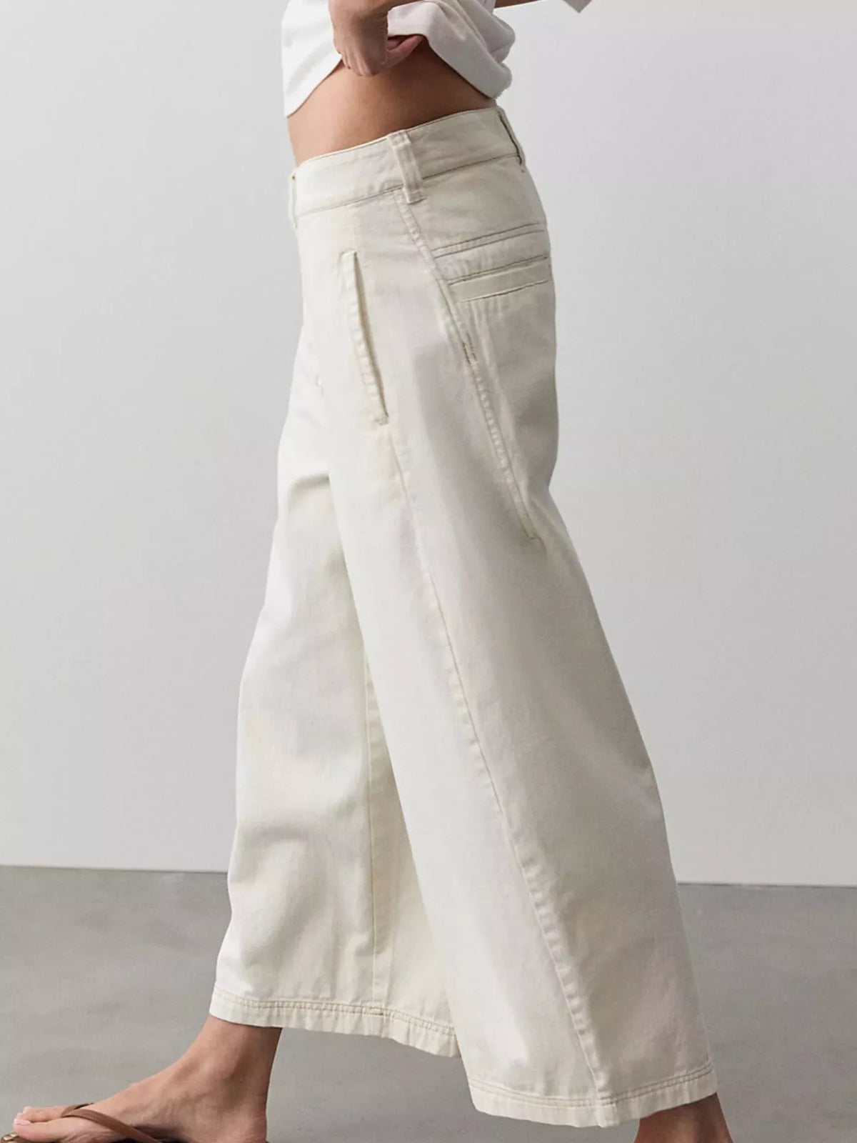 Women's Wide-Leg Cropped Jeans