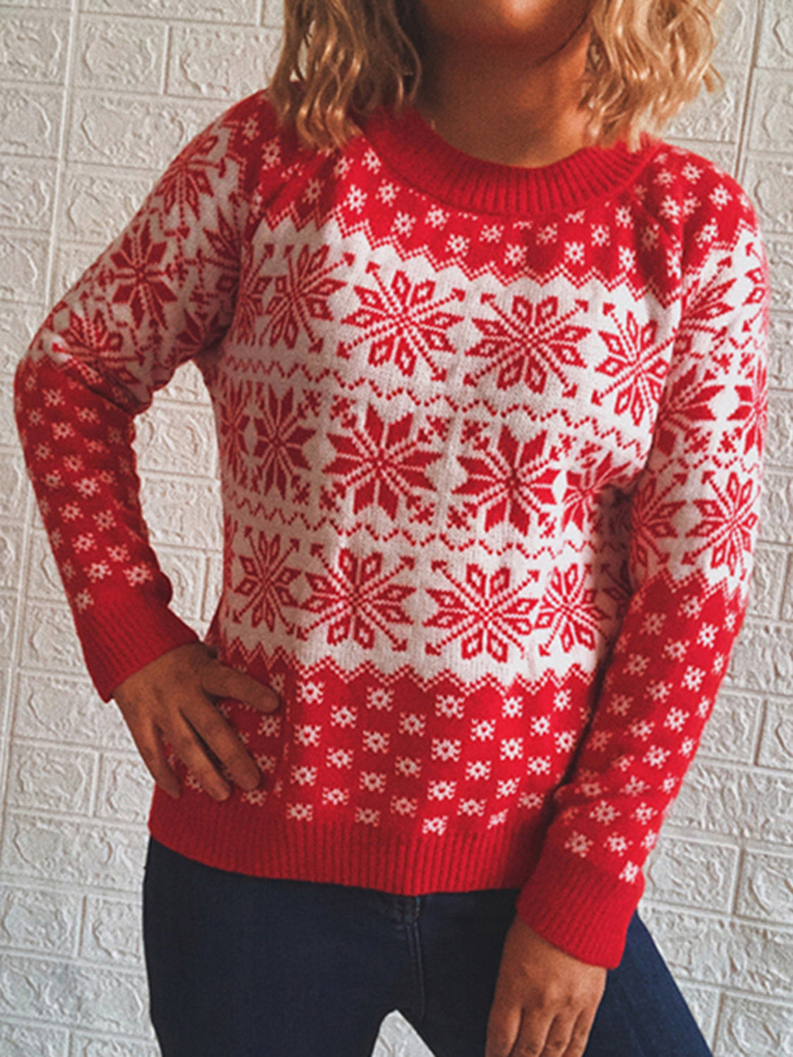 Women's Snowflake Pattern Long Sleeve Sweater