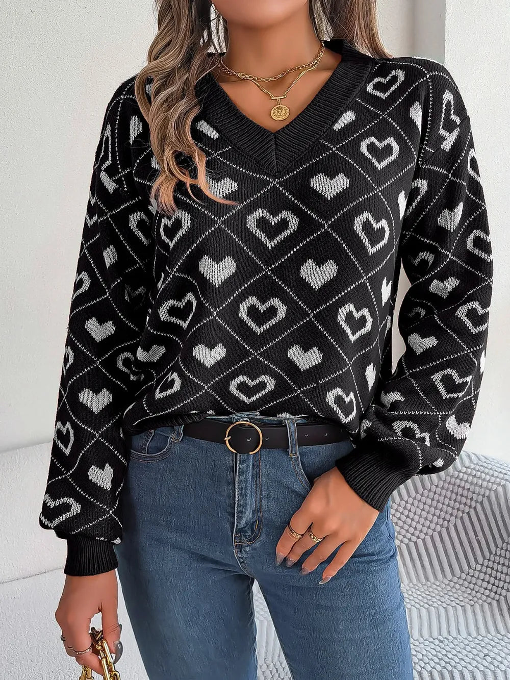 Women's Heart Pattern V-Neck Long Sleeve Sweater