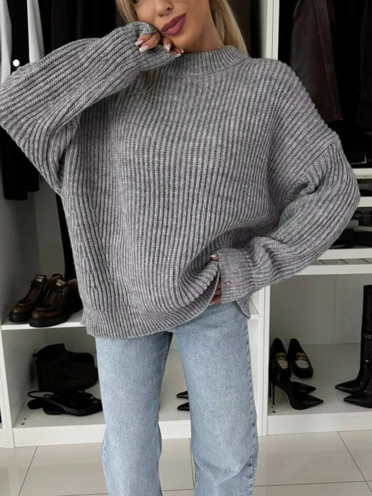Women's Gray Ribbed Knit Crew Neck Sweater - Gray