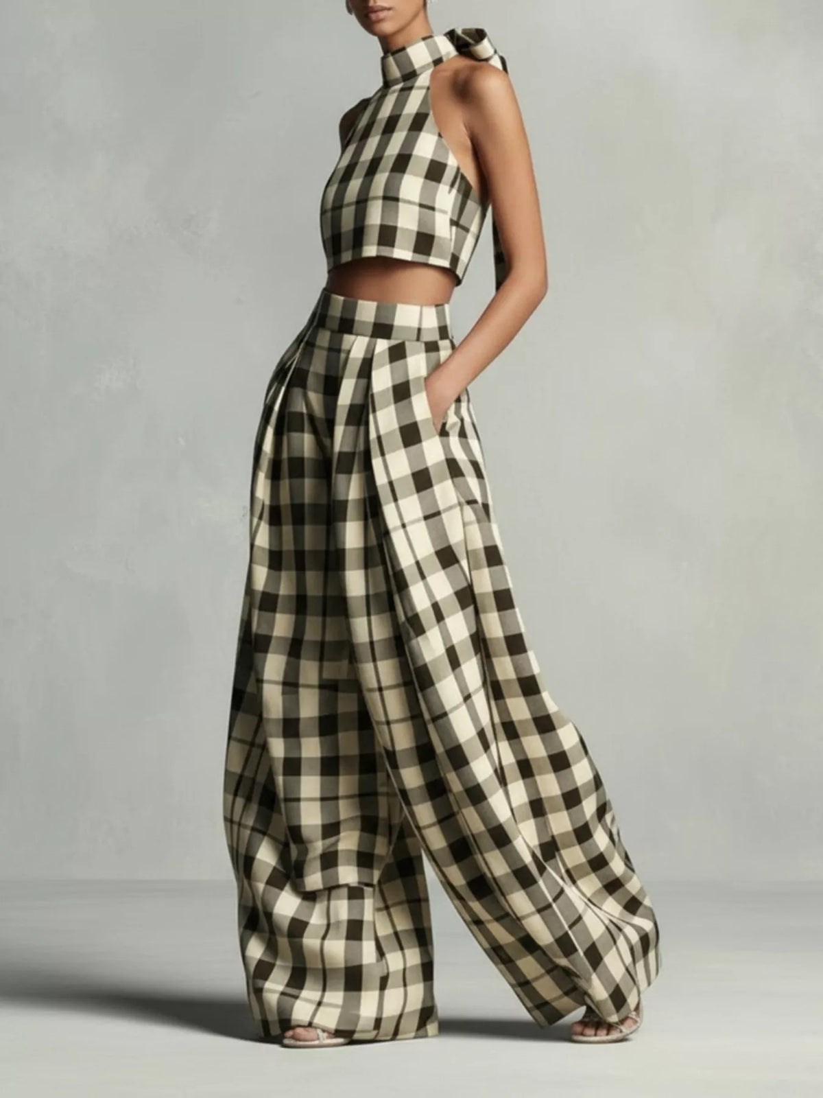 Women's Plaid Halter Neck Crop Top and Wide-Leg Pants Two-Piece Set - Plaid
